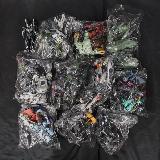 バンダイ シルヴァ バレト サプレッサー 含む ガンダム プラモデル ガンプラ 完成品 ホビー まとめ セット